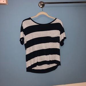 American Eagle navy and white striped T-shirt